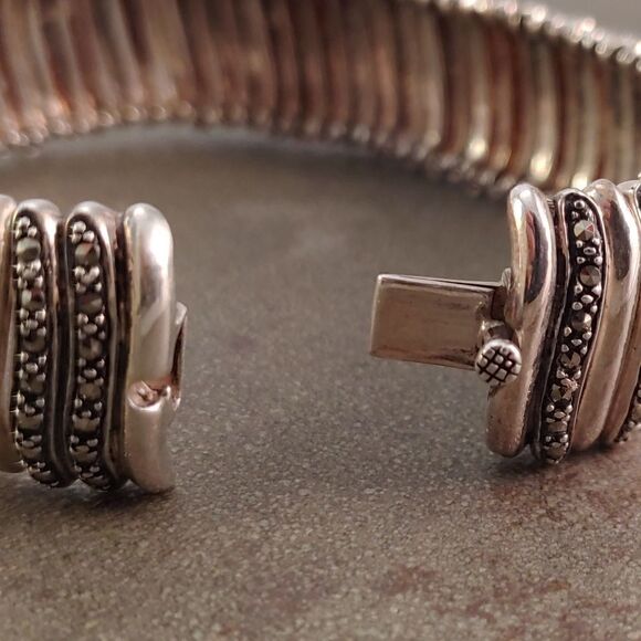 Vintage Sterling Marcasite Wave Flex Link Bracelet - Picture 6 of 6